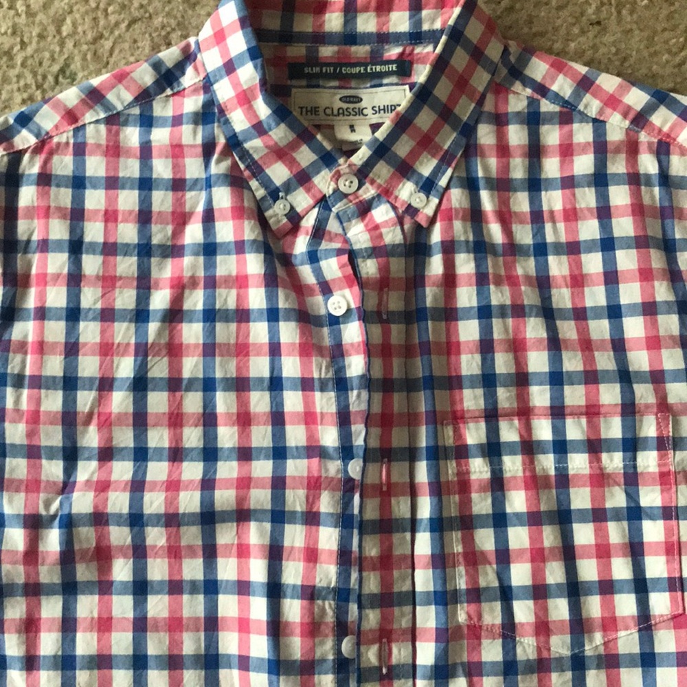 Short sleeve button down